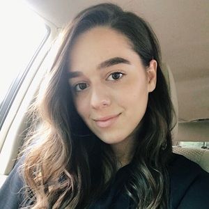 Meet your Posher, Rebecca
